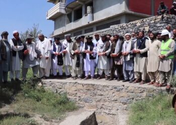 خوست کې د ۸ کارېزونو رغولو چارې پيل شوې