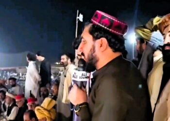 د پښتنو قامي جرګه: د پاکستان پوځ او وسله والې ډلې دې په دوو میاشتو کې له پښتونخوا ووځي