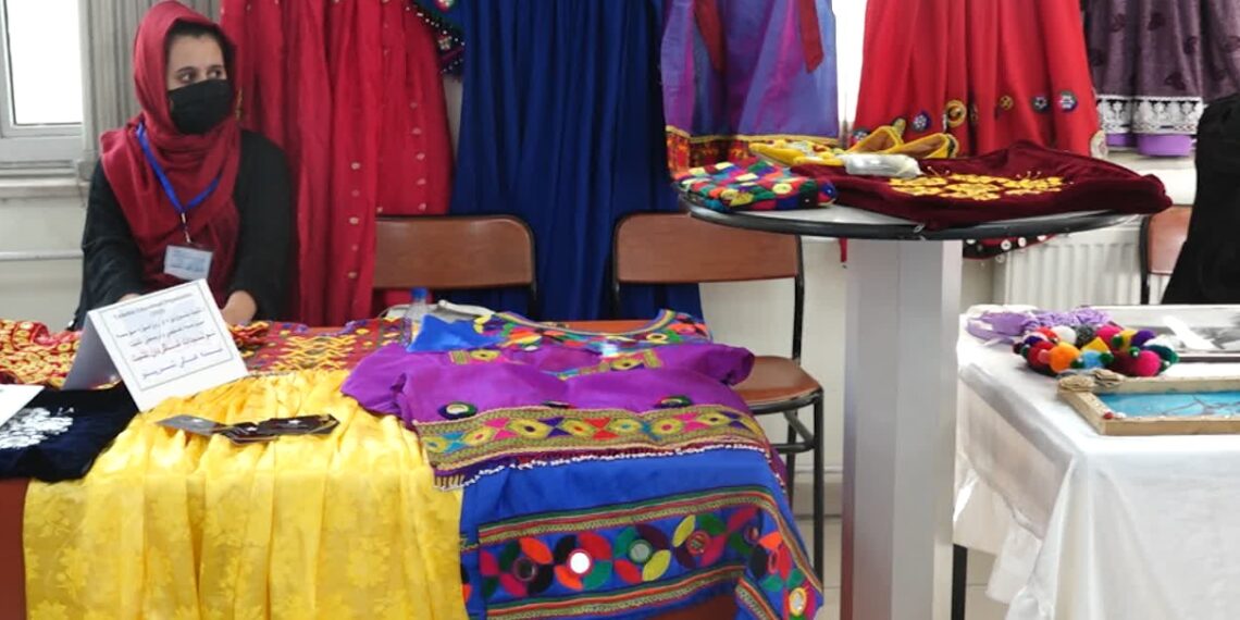 د کوچنیو کاروبارونو لرونکي له اسلامي امارت د ملاتړغوښتنه کوي