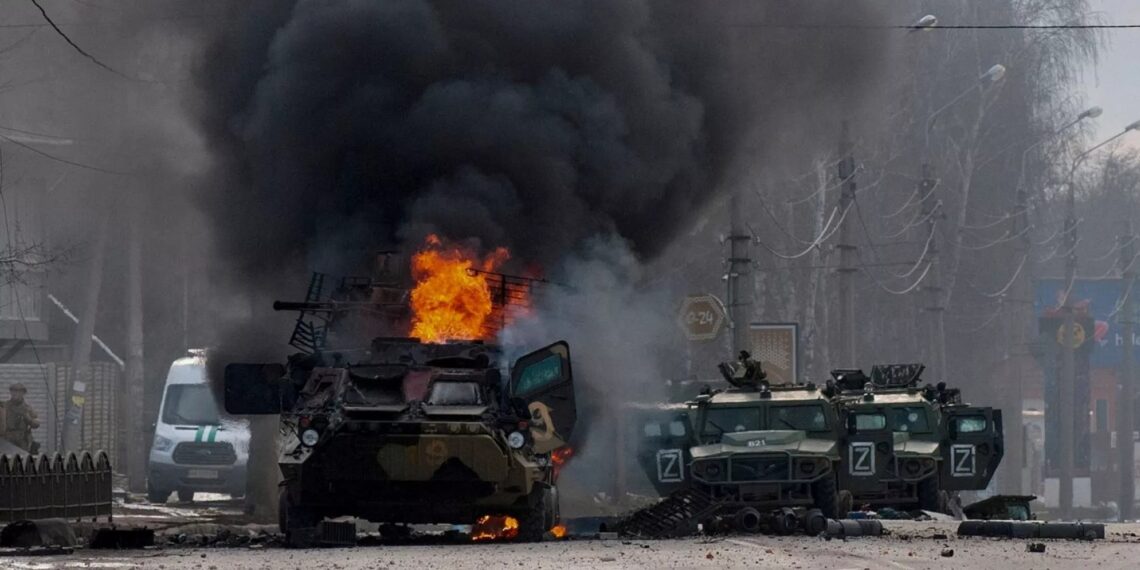 د روسیې او اوکراین جګړې دوام؛ دواړو پر یو بل بریدونه کړي