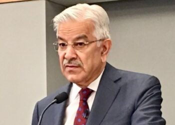 د آصف ادعا؛ د افغانستان خاوره د پاکستان پر ضد کارول کېږي