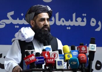 شهامت: هېواد کې ۳۵ زره تنه پر مسلکي زده‌ کړو بوخت دي