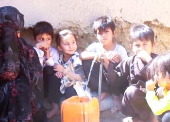 فراه کې د بې سرپرسته ښځو له کړاوونو ډک ژوند