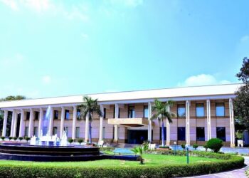 سرچېنه: هند به نږدې راتلونکي کې د افغان سفارت پرانیستلو ته اجازه ورکړي