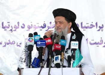 غیاث الدین: د ښوونځیو او مدرسو ترمنځ باید  توپیر له منځه ولاړ شي