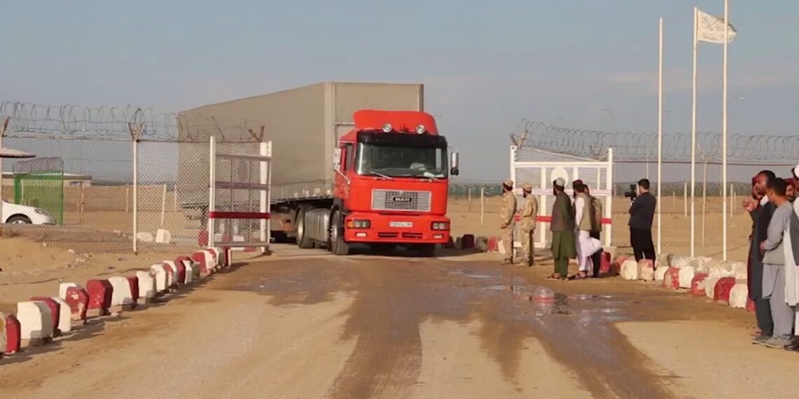 افغانستان ته د ایران صادراتو زیاتېدل؛ تېره میاشت د ۲۴۹ میلیونه ډالرو په  ارزښت صادرات شوي