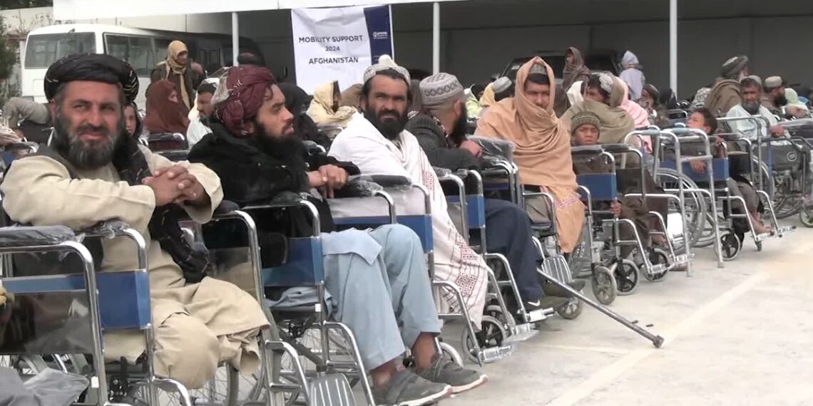 د معلولینو نړیواله ورځ؛ افغان معلولین له کومو ستونزو سره مخ دي؟
