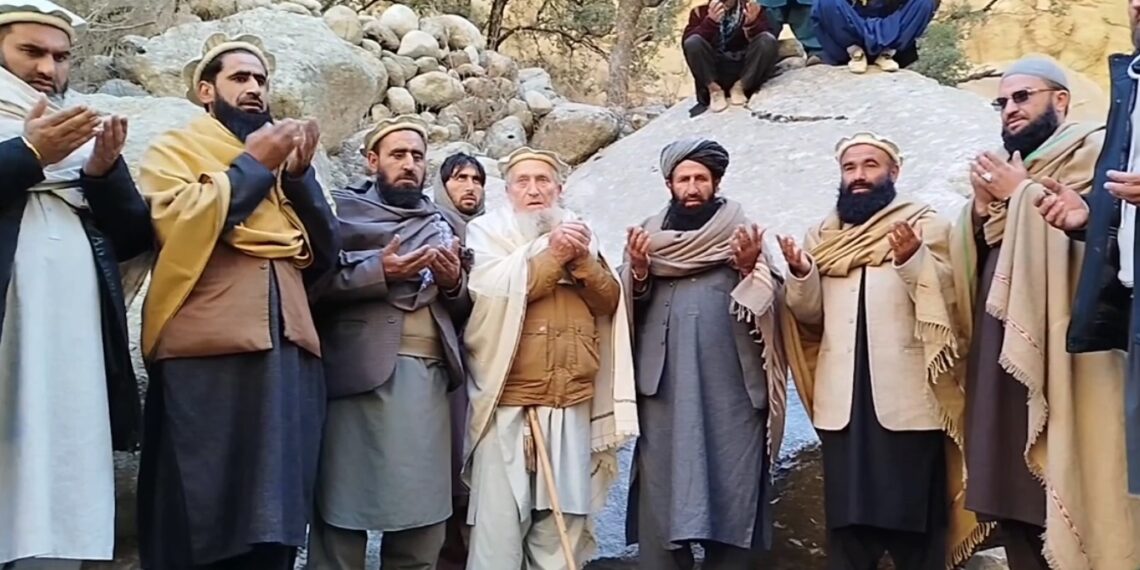 نورستان کې د یوه روغتیايي مرکز د بنسټ ډبره کېښودل شوه