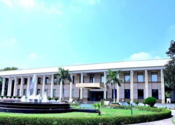 سنډې ګارډین ورځپاڼه: اسلامي امارت نوي ډهلي کې د سفیر په توګه یو شمېر نومونه د هند حکومت ته وړاندې کړي