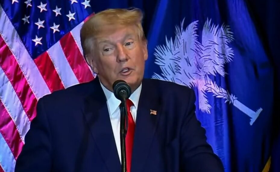 ټرمپ یو ځل بيا له افغانستانه د امریکایي ځواکونو پر وتلو نیوکه کړې