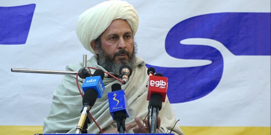 دینې عالمان: افغانې نجونې بايد د زده کړو له اسلامي حق محرومې نه شي