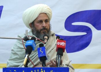 دینې عالمان: افغانې نجونې بايد د زده کړو له اسلامي حق محرومې نه شي