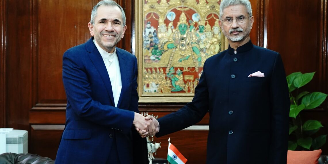 هندي او ایراني چارواکو د افغانستان په سیاسي او اقتصادي مسایلو خبرې کړې