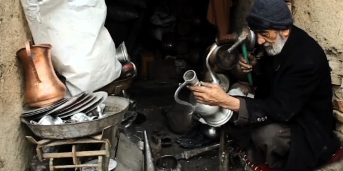 بلخ کې د مسګرۍ صنعت د لمنځه تللو په درشل کې دی