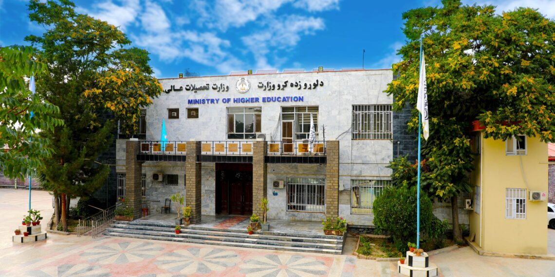 ندیم: د زده کړو لپاره بهر ته استول شویو استادانو باندې د بیت المال لګښت شوی او باید بېرته راشي