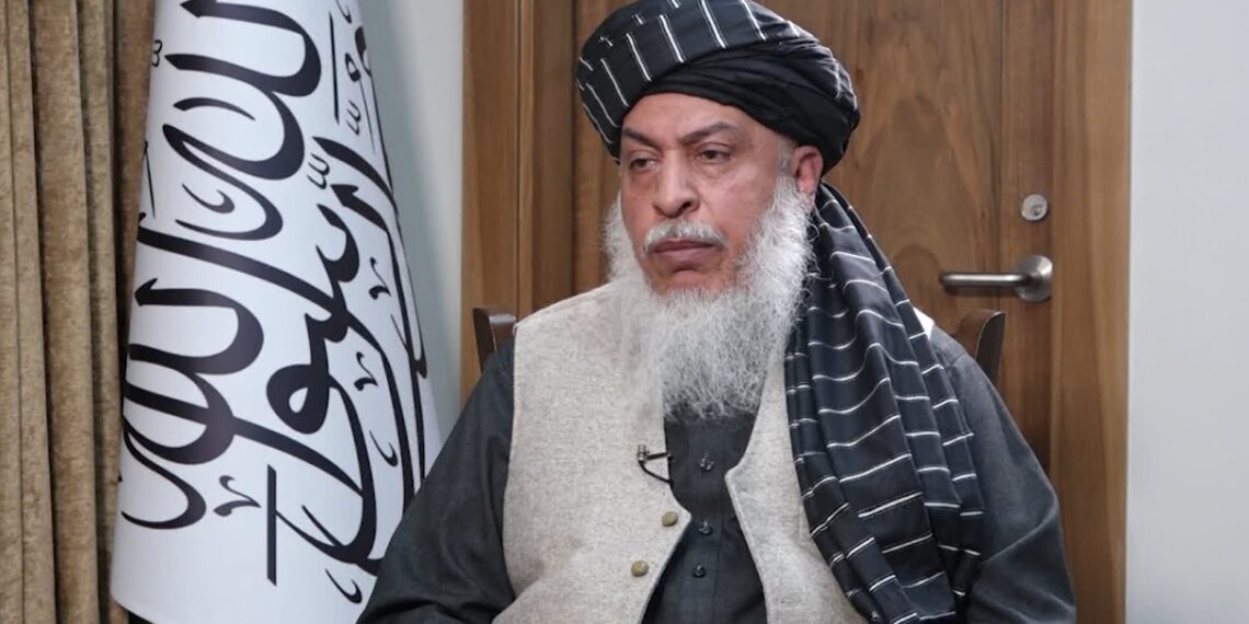 ستانکزی: د پاکستان پوځ داعش ته روزنه او په افغانستان کې د بريدونو لپاره وسلې ورکوي