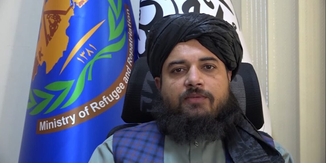 حقاني: ۲۸ ولایتونو کې راستنېدونکو کډوالو ته ښارګوټي جوړېږي