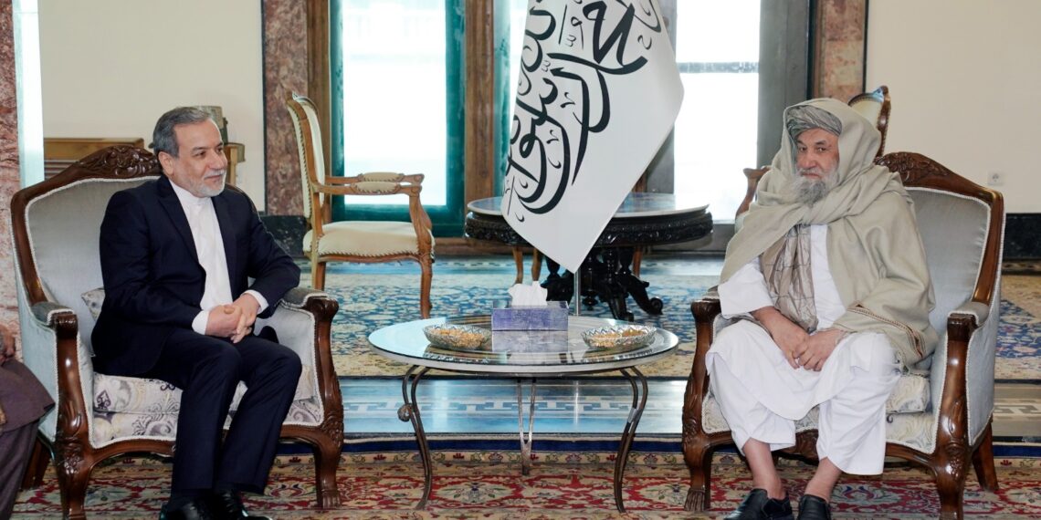 ملا حسن اخوند: افغانستان د اوبو مساله کې ایران ته د زیان رسولو هوډ نه لري