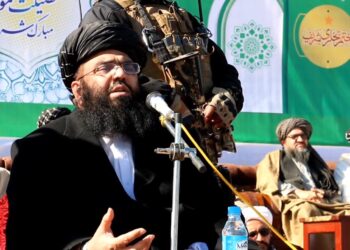 مولوي عبدالکبیر: نړیوال دې د افغانستان په استقلالیت کې مداخله نه کوي