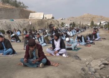 ننګرهار کې ۴۳ سلنه ښوونځي تدریسي ودانۍ نه لري