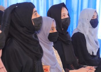 تېر۲۰۲۴ کال د افغان نجونو لپاره له ننګونو او ستونزو ډک و