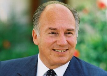 د اسماعیلیانو مشر کریم آغاخان ومړ