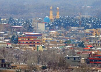 سمنګان کې یوه جومات ته د لاسي بم غورځولو له امله ۴ کسان ټپيان شوي