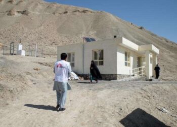 هیلټ کلسټر: د امریکا د مرستو ځنډېدو له امله افغانستان کې ۳۲۰ روغتیايي مرکزونه تړل شوي