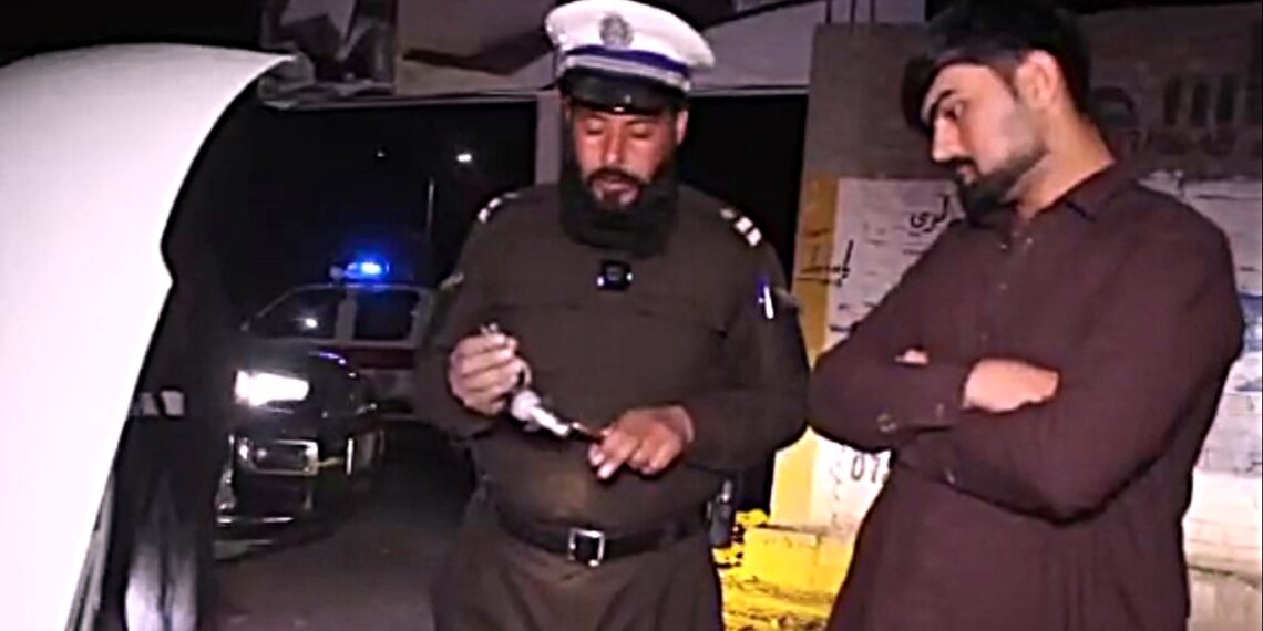 ننګرهار کې له موټرو د لیزري څراغونو لرې کولو کمپاین پیل شو