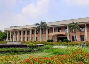 سرچېنه: نوي ډیلي کې د افغانستان سفارت اسلامي امارت ته سپارل کېږي