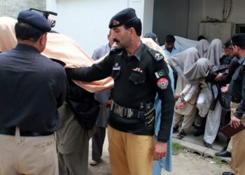 د ګډې کډوالۍ څېړنېز مرکز: ګاونډیو هېوادونو کې افغان مهاجرو سره دوښمنۍ زیاتې شوې