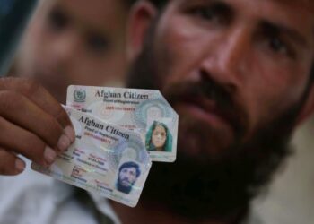 پاکستان اسنادو لرونکو افغان کډوالو ته د وتلو لپاره یوه میاشت مهلت ورکړ