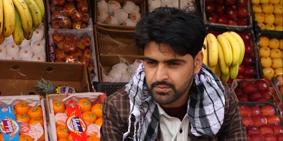 د تورخم لارې له تړل کېدو سره په بازارونو کې د توکو نرخونه لوړ شوې