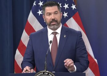 پېنټاګون: له افغانستان د امریکايي ځواکونو ایستلو کې ښکېلو مسوولینو سره حساب کېږي