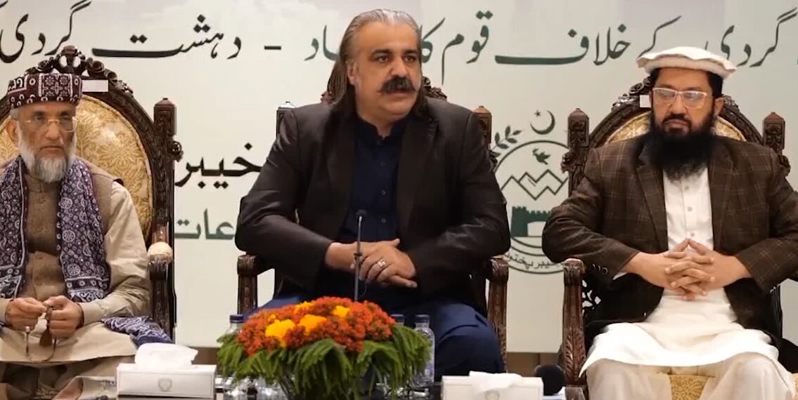 ګنډاپور: په زور د افغان کډوالو شړل غیر انساني پرېکړه ده