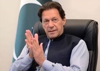 عمران خان: د پاکستان امنیتي ستونزې د افغان کډوالو په ایستلو نه هوارېږي