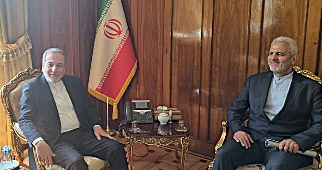 د ايران بهرنيو چارو وزير د کابل او تهران ترمنځ د ښو اړیکو پر پراختيا ټینګار کړی