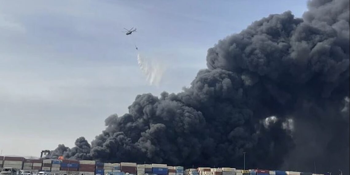 د ایران بندرعباس کې درنه چاودنه؛ د چاودنې او اورلګېدنې لامل لا څرګند نه دی