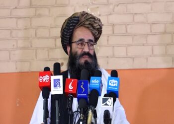 عبدالباسط حقاني: د راستنو شویو کورنیو ماشومانو او ځوانانو ته د زده کړو زمينه برابروو