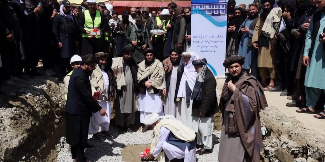 کابل کې د ختيځو ولايتونو لپاره د مسافرو وړونکو موټرو ترمینل جوړېږي