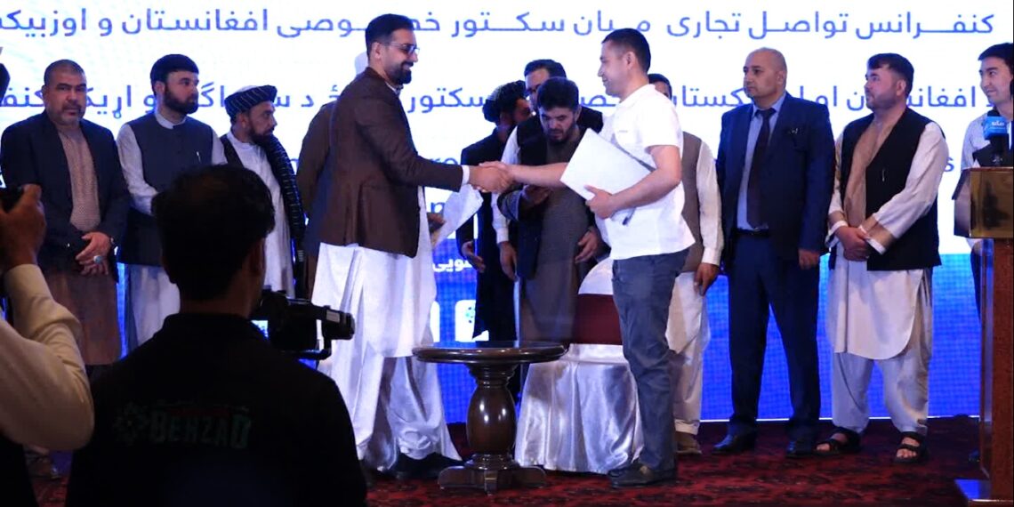 افغان – ازبېک خصوصي سکټور د شاوخو۶۰ میلیونو ډالرو په ارزښت هوکړې لاسلیک کړې