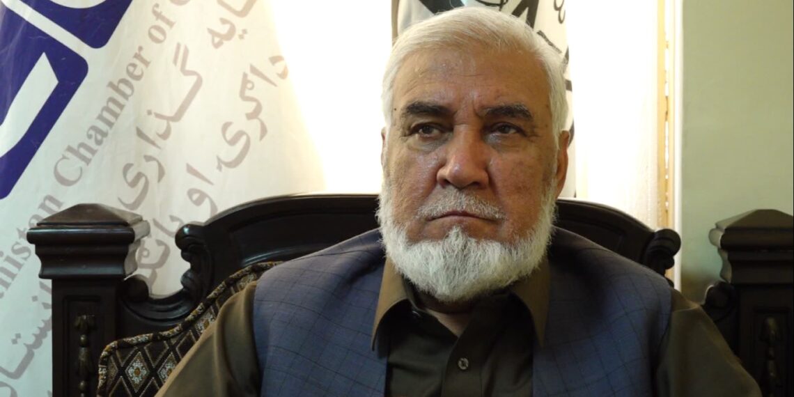 الکوزی: واګه بندر کې د افغان سوداګرو ۲ زره کانټینر درول شوي