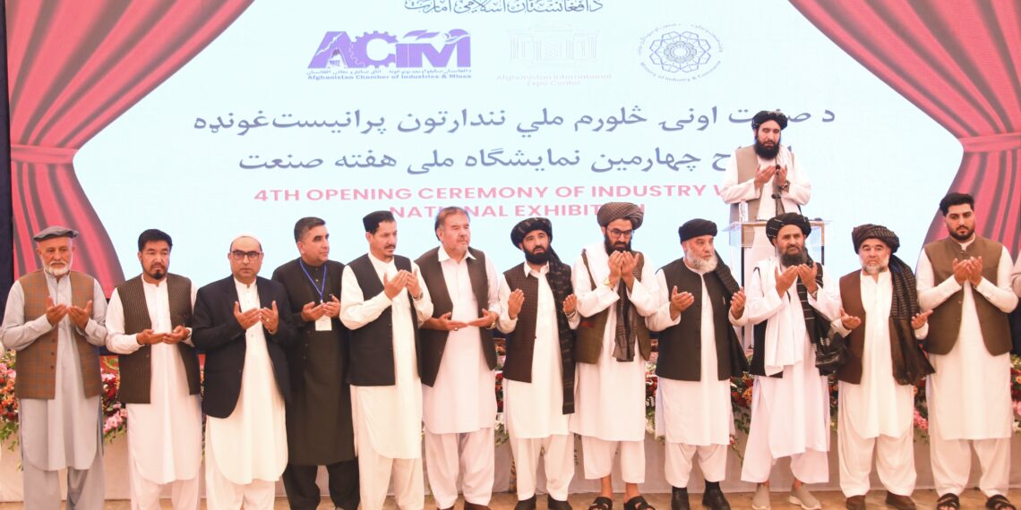 برادر: پر هغو وارداتي توکو تعرفه لوړه شوې چې افغانستان یې تولید کې پر ځان بسیا دی