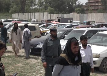 ننګرهار کې د غیرقانوني وسایطو ټولولو کمپاین پیل شو