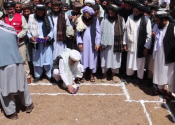 پکتیا کې راستنېدونکو کډوالو ته د کورونو جوړول پیل شول