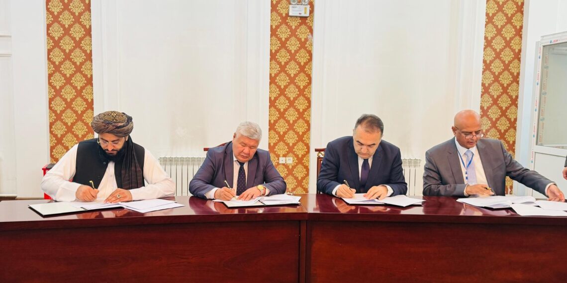 د کاسا زر پروژې د چارو چټکولو هوکړه لاسلیک شوه