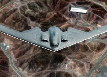 امریکا د ایران او اسراییلو په جګړه کې ښکېله شوه