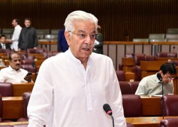 د پاکستان دفاع وزير: هند د پاکستان خلاف جنګېدونکو وسله والو ډلو ملاتړ کوي