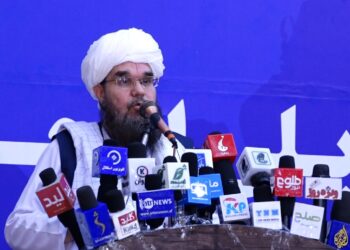 دلاور: په تېرو څو ورځو کې له ایرانه ۱۵ زره کورنۍ راستنې شوې