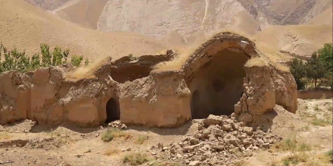 سمنګان ولایت کې پرله پسې زلزلو خلک وېرولي